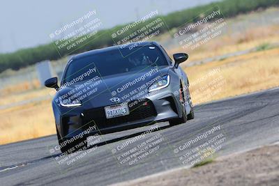 media/May-26-2023-Speed SF (Fri) [[9c5374a8f4]]/Gold Group/Session 1 (Sweeper)/